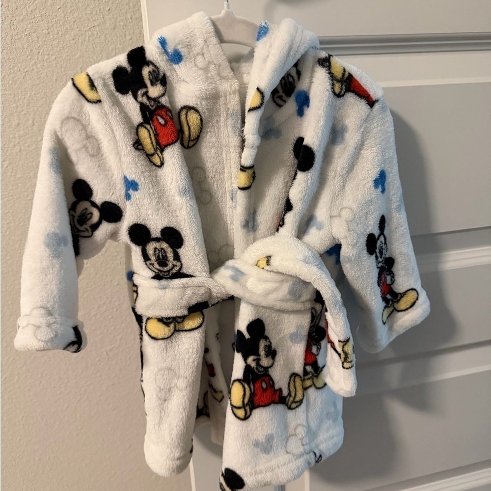 Disney Mickey Mouse White Hooded Fleece Kids Robe